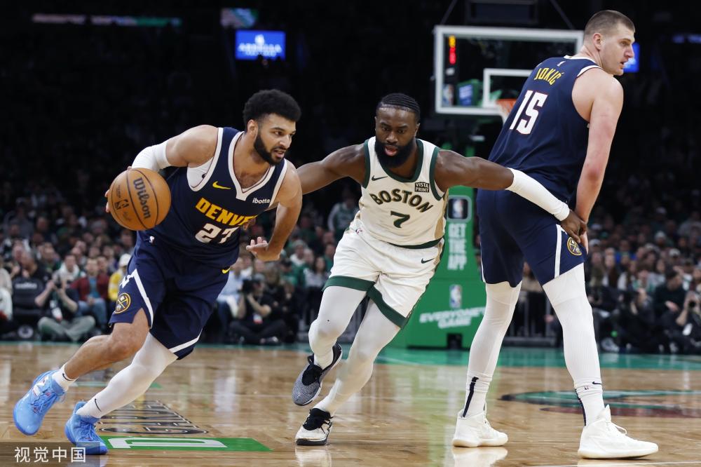 她的坚持与 她的坚持与